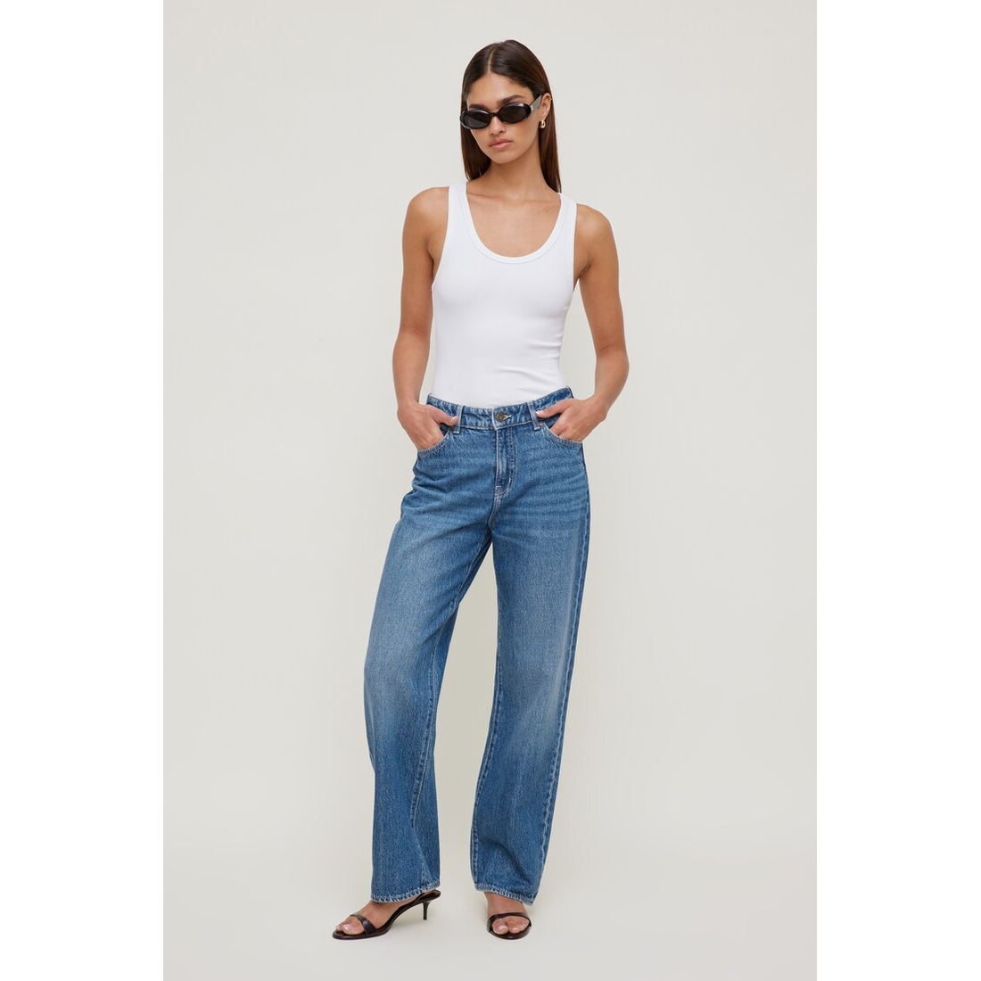 Dynamite Mika Mid Rise Relaxed Straight Leg Jeans