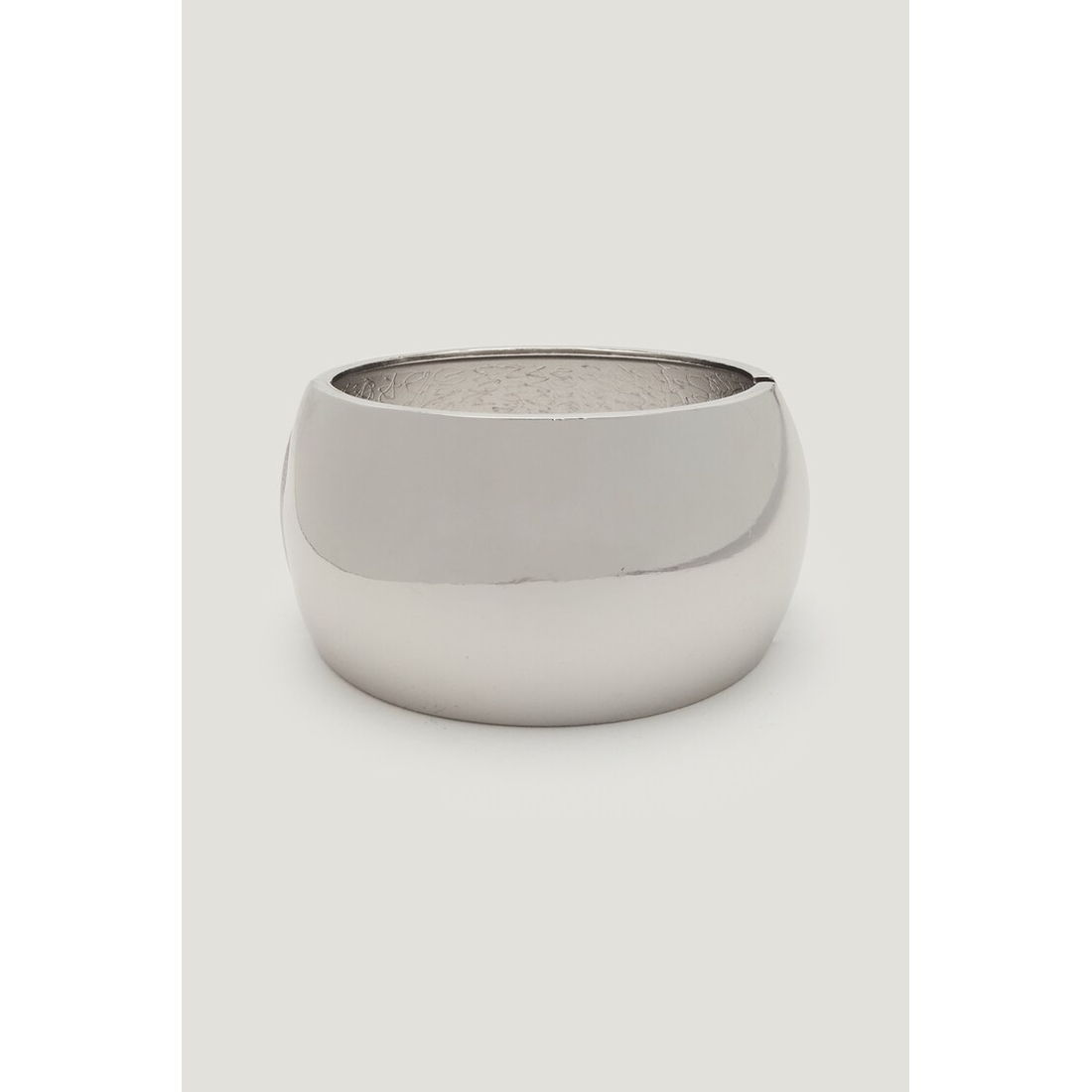 Dynamite Oversized Chunky Snap Bangle Bracelet