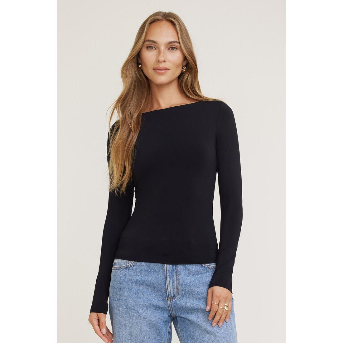 Dynamite Nola Sculpt Long Sleeve Top