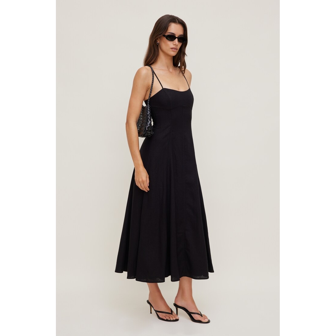 Dynamite Belle Linen Midi Dress