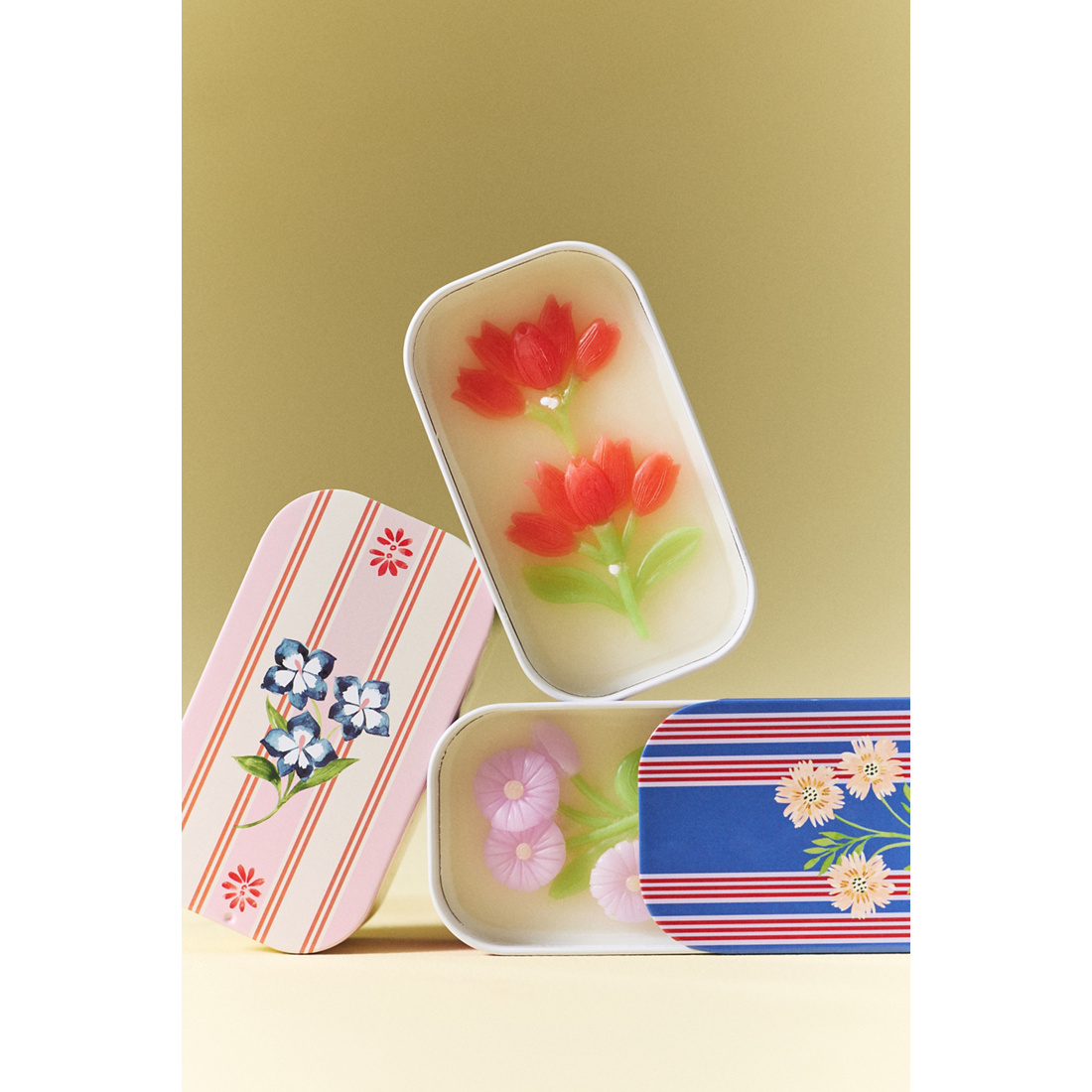 Maeve Floral Wildflower Bouquet Tinned Candle