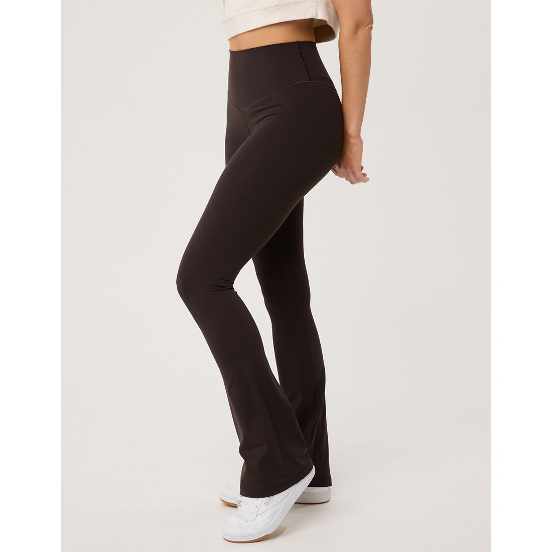 Offline Real Me XTRA High Waisted Bootcut Legging