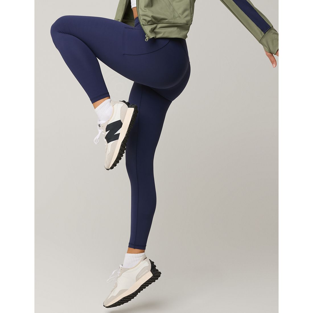 Offline Real Me XTRA High Waisted Pocket Legging