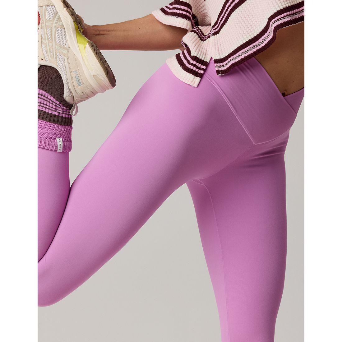 Offline Real Me High Waisted Crossover Legging