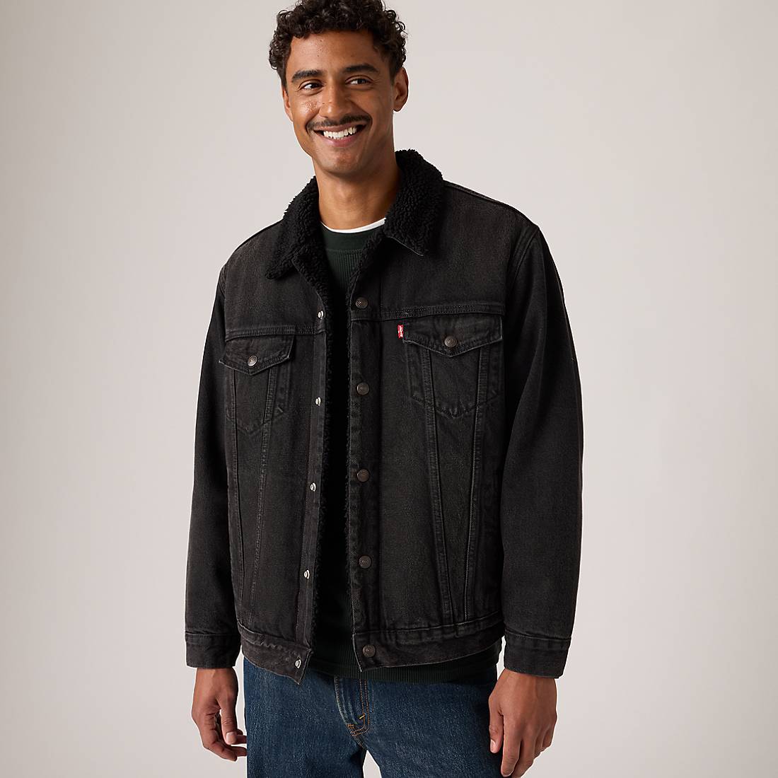 Levi s Relaxed Sherpa Trucker Jacket