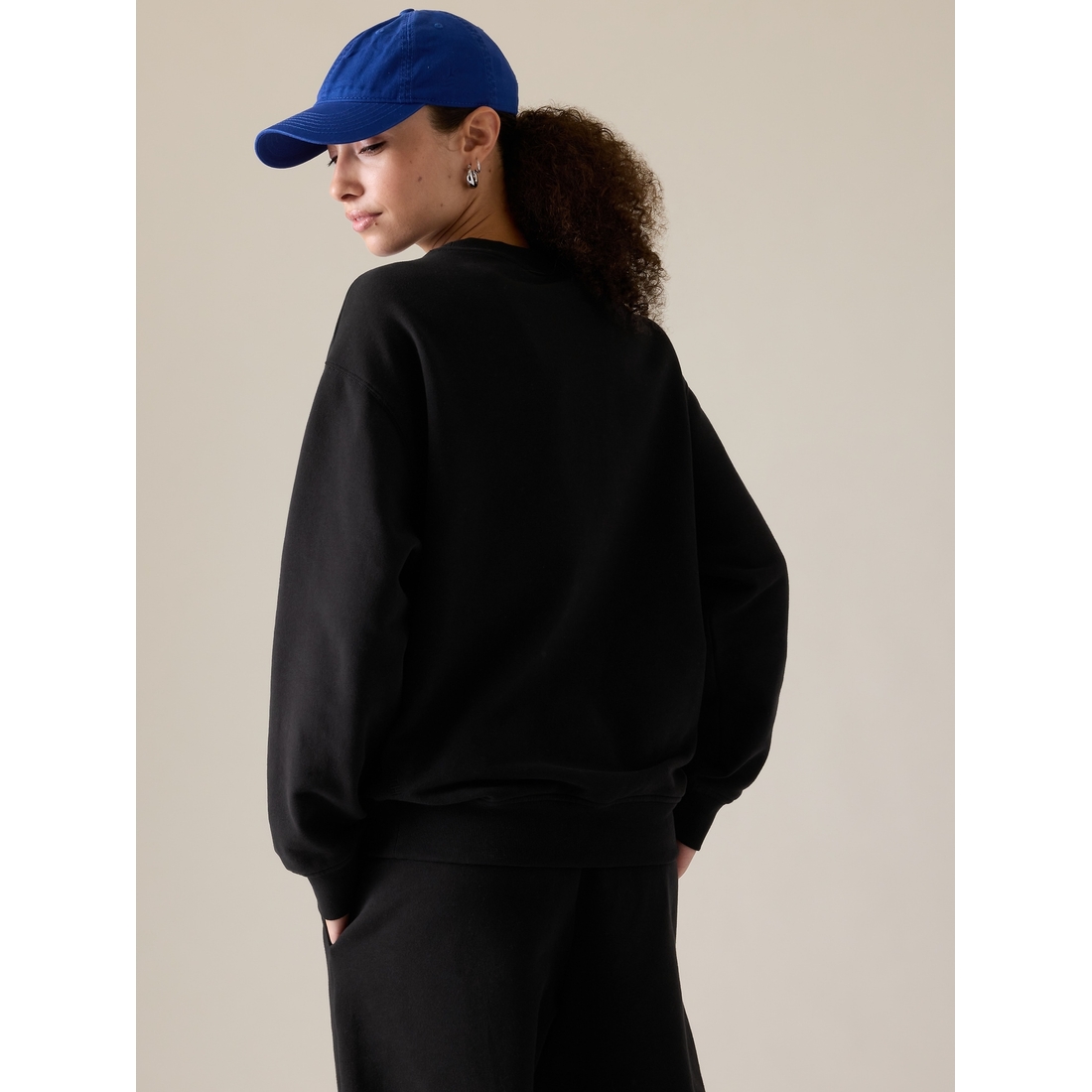 トップス frey ALWAYS SWEAT Power Of She Forever Fleece Crewneck Sweatshirt available