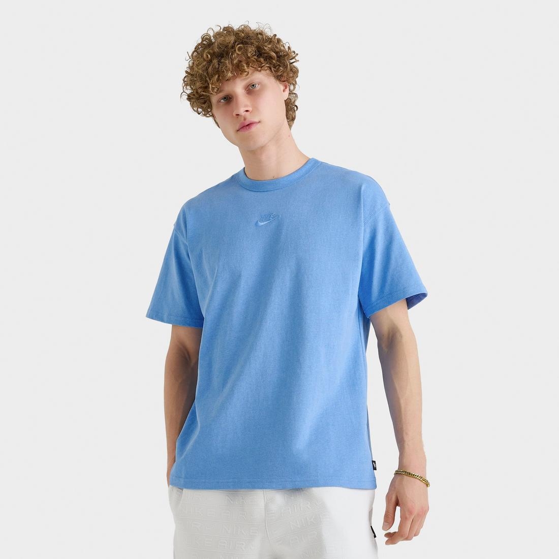 nike sportswear premium essential tee
