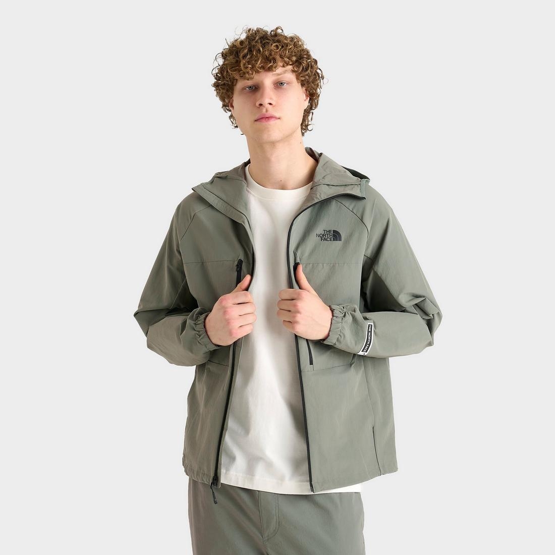 The North Face Inc Men's Trishull Full-Zip Windbreaker