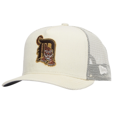 New Era Mens New Era Reds 950 EG Side Patch available now at
