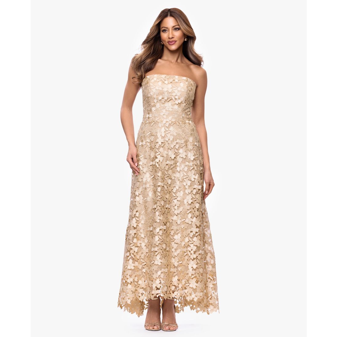 Xscape Women's Sleeveless Strapless Gown