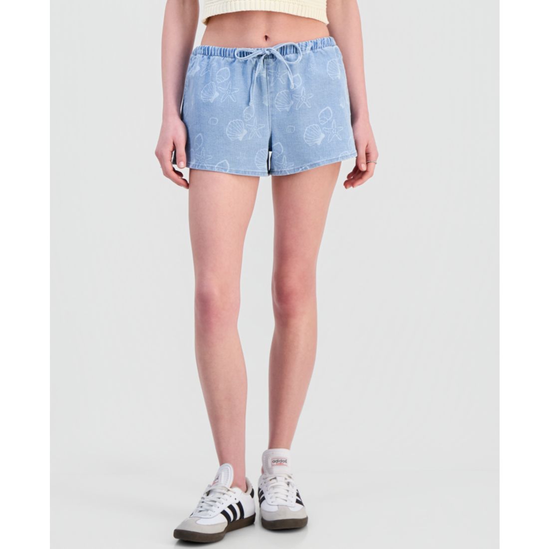 Vanilla Star Juniors' Seashell-Print Drawstring Shorts