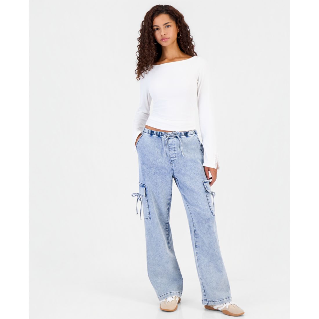 Vanilla Star Juniors' Wide-Leg Pull-On Cargo Jeans
