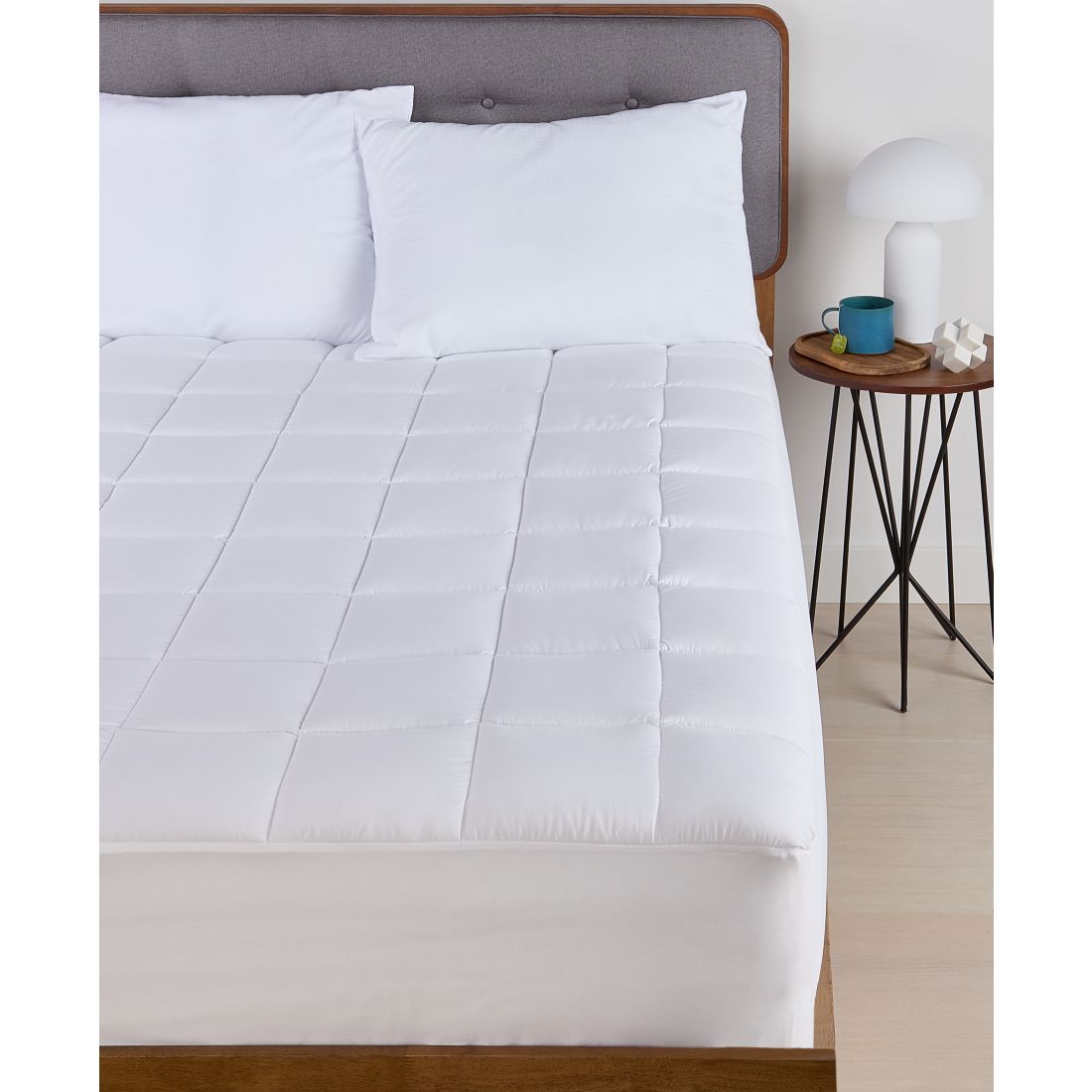 Arch Studio Classic Mattress Pad, Queen, Exclusively at Macy's