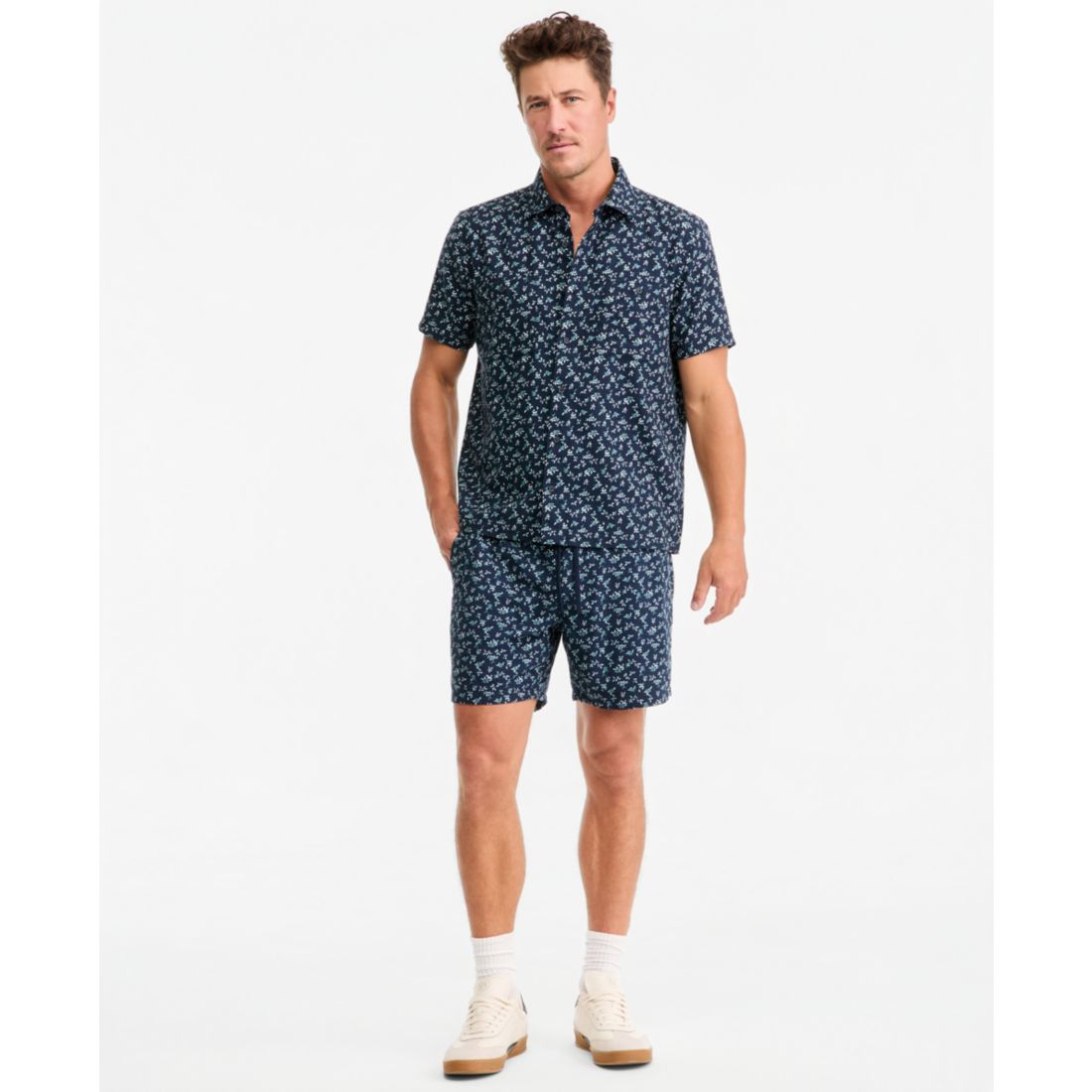 Sun + Stone Men's Victor 6" Pull-On Shorts, Macy's Exclusive