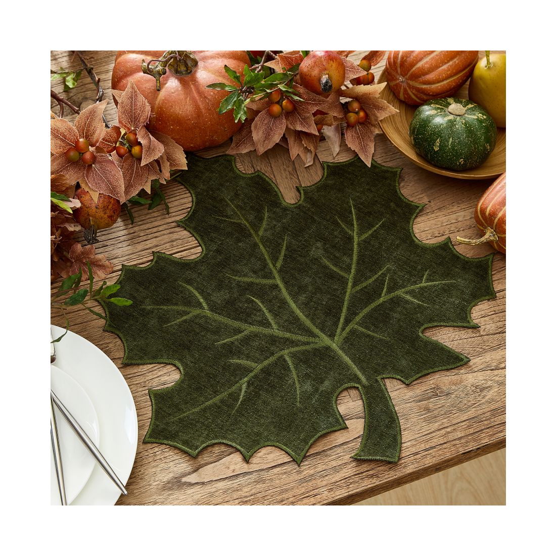 Elrene Textured Fabric Leaf Placemat