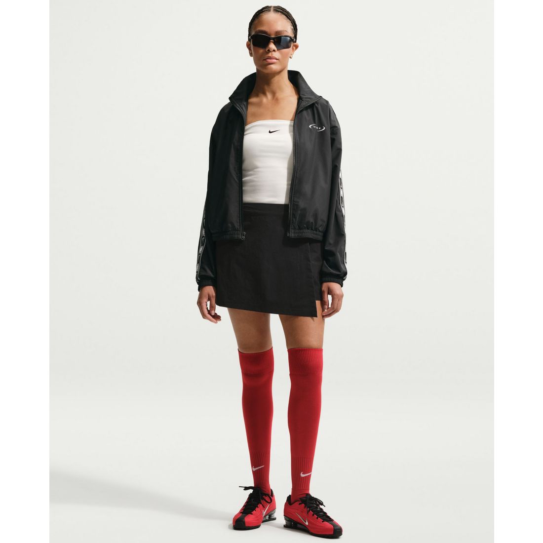 Nike Women's Loose Fit Zipper Front Mock Neck Polyester Jacket