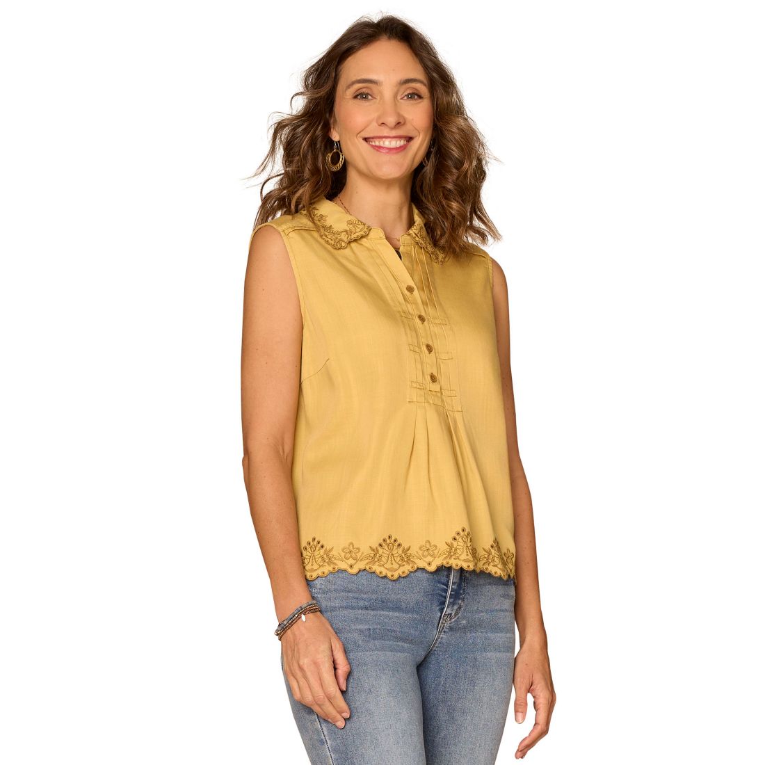 Democracy Petite Collared Sleeveless Half Placket Top