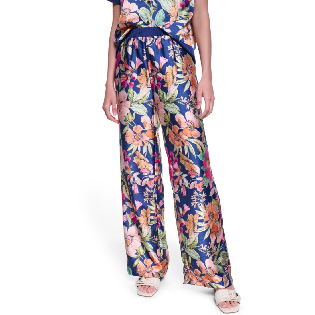 Karl Lagerfeld Paris Women's Soft Floral Print Pull-On Pants