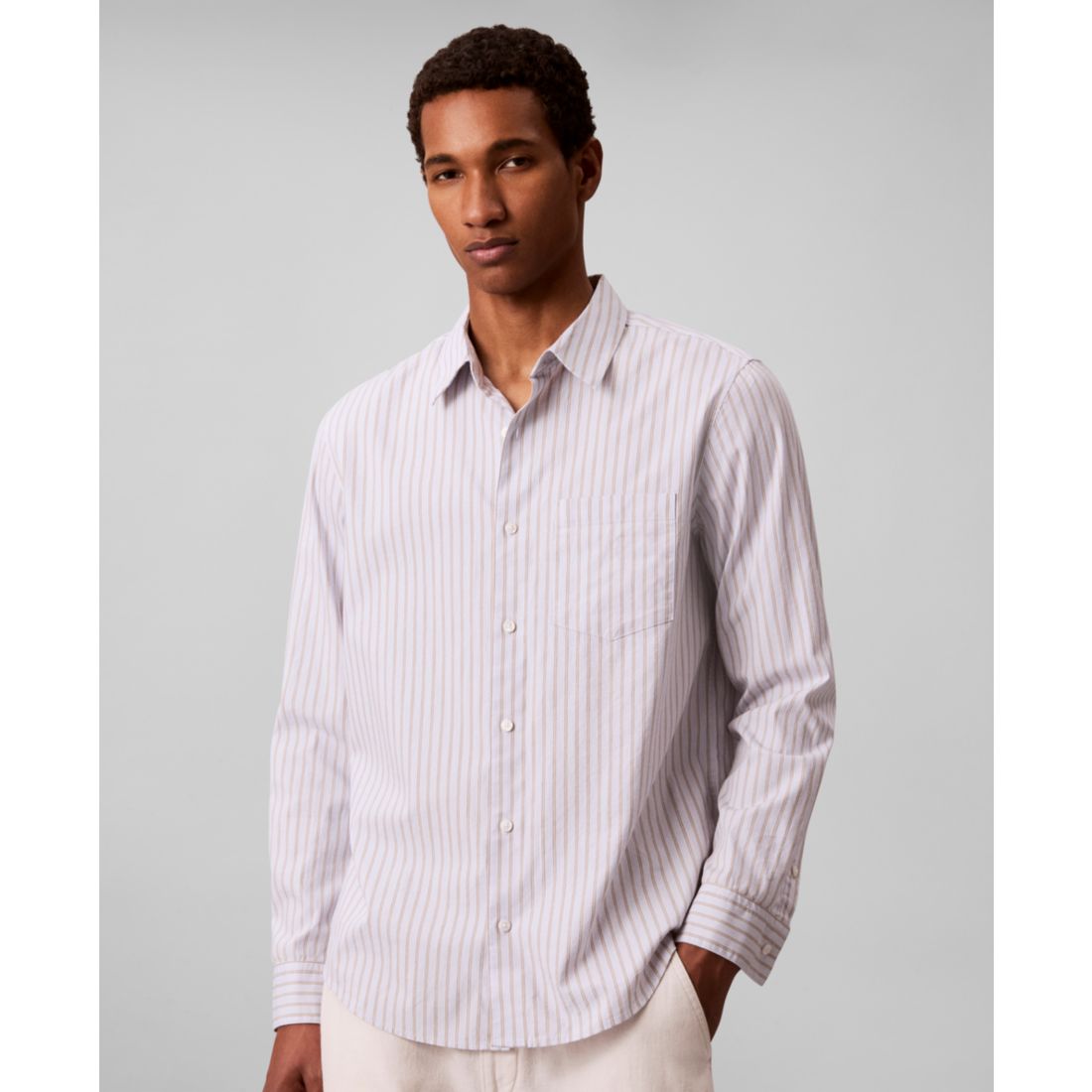 Calvin Klein Men's Versatile Staple Button-Down Shirt