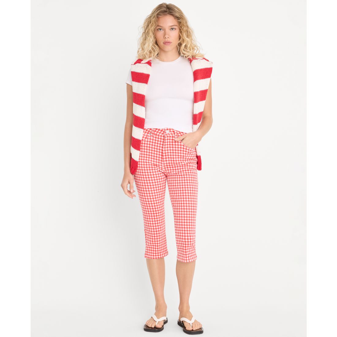 Good American Women's Gingham Capris Pants, Created for Macy's