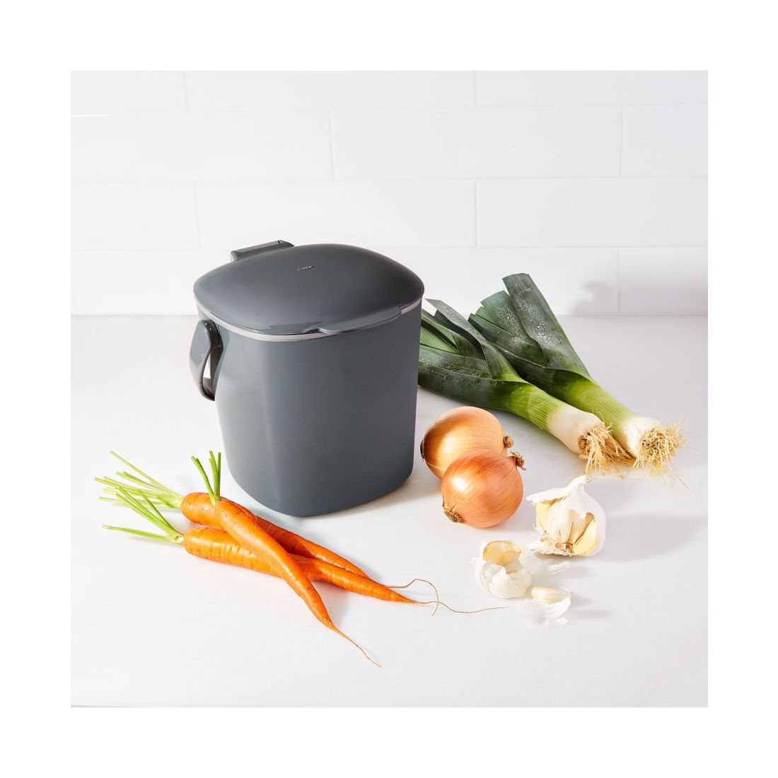 Oxo Easy Clean 0.75 Gallon Compost Bin, Charcoal