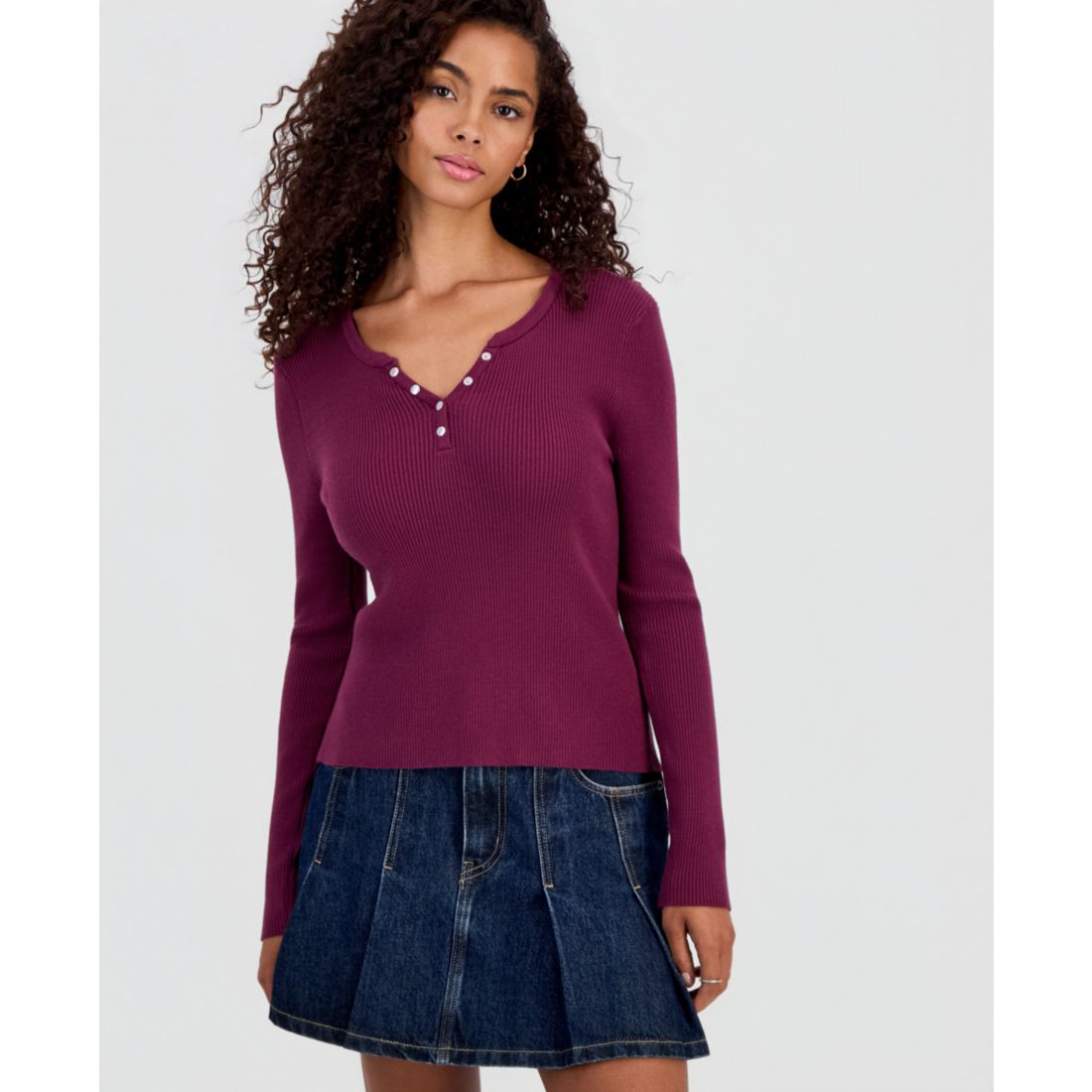 Hooked Up By Iot Juniors' Ribbed Snap Henley Sweater