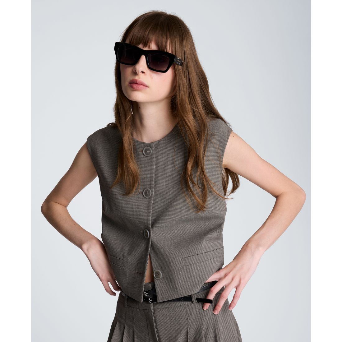 Kenneth Cole Women's Collared Button Front Cropped Vest