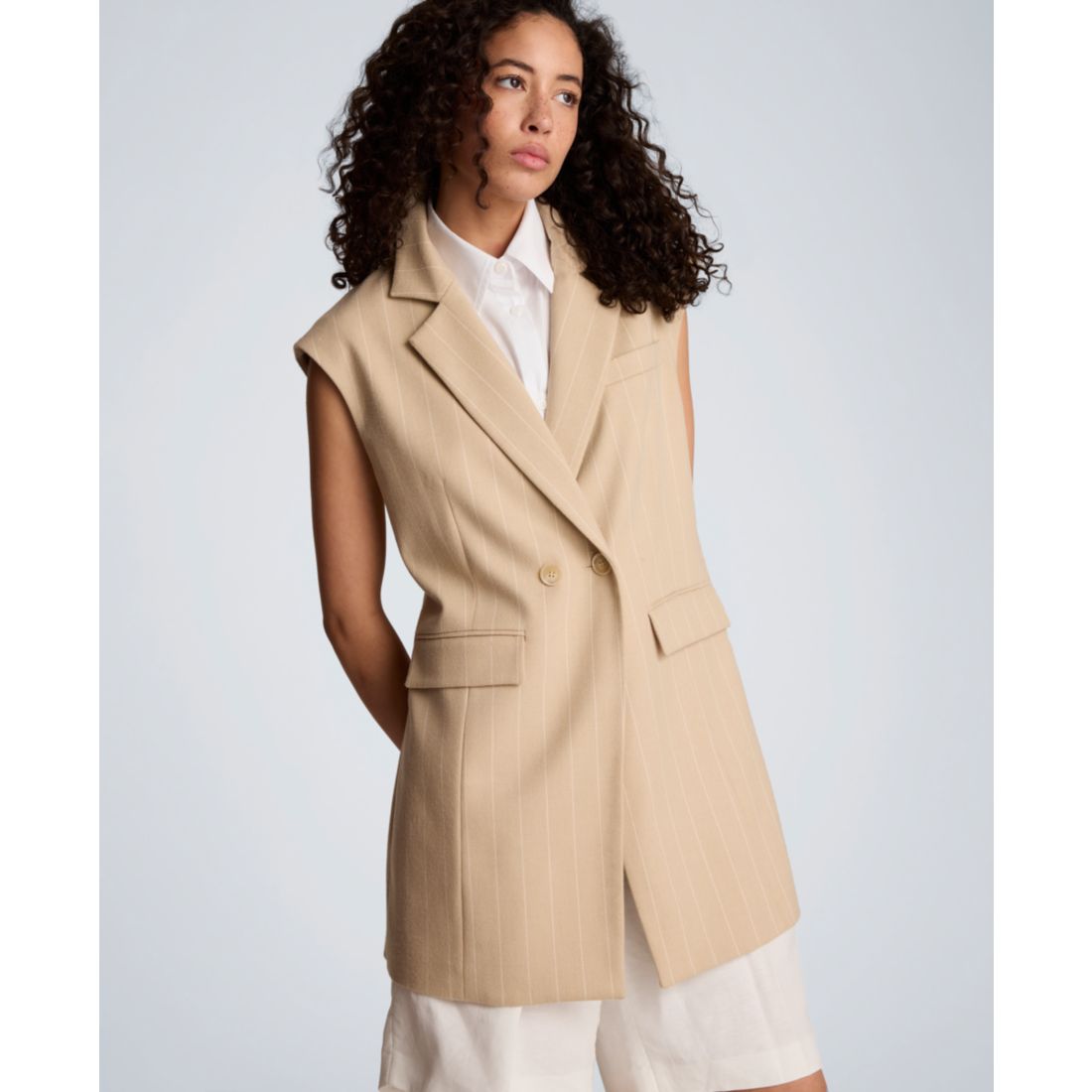 Kenneth Cole Women's Sleeveless Button Front Vest