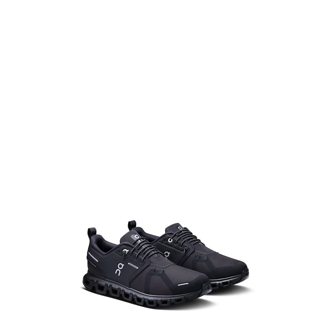 On Cloud 6 Waterproof Sneaker in Black/black