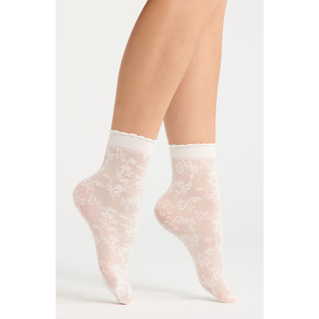Nordstrom Sheer Lace Ankle Socks