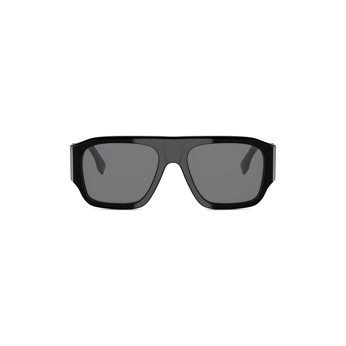Fendi Diagonal 54mm Rectangular Sunglasses in Shiny Black/smoke