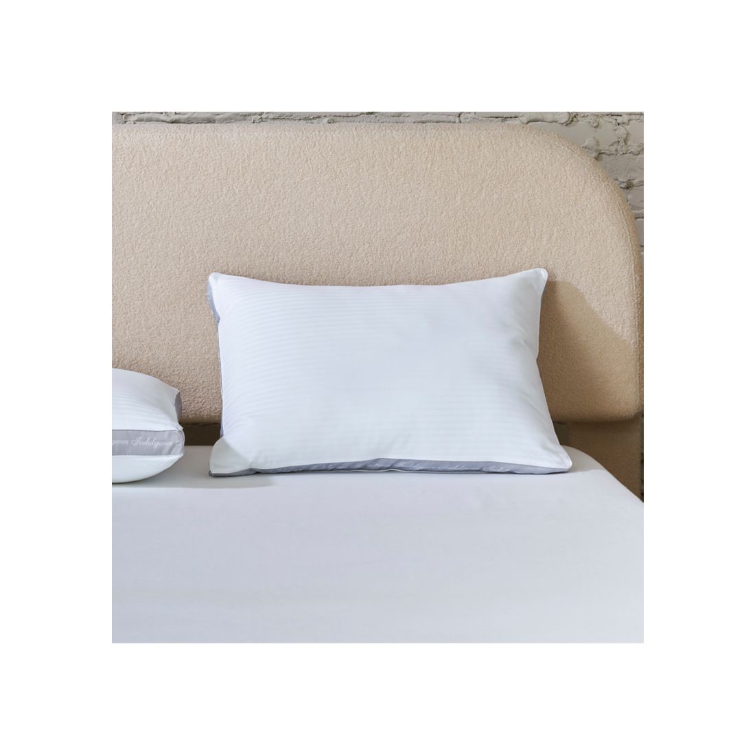 Indulgence Down Alternative Side Sleeper Pillow