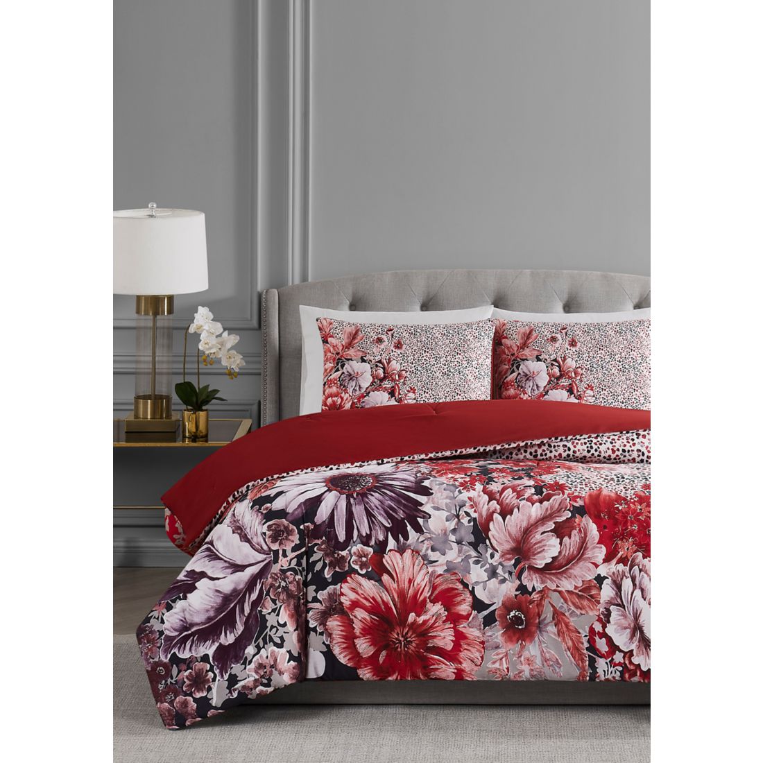 Vince Camuto Mali Comforter Set