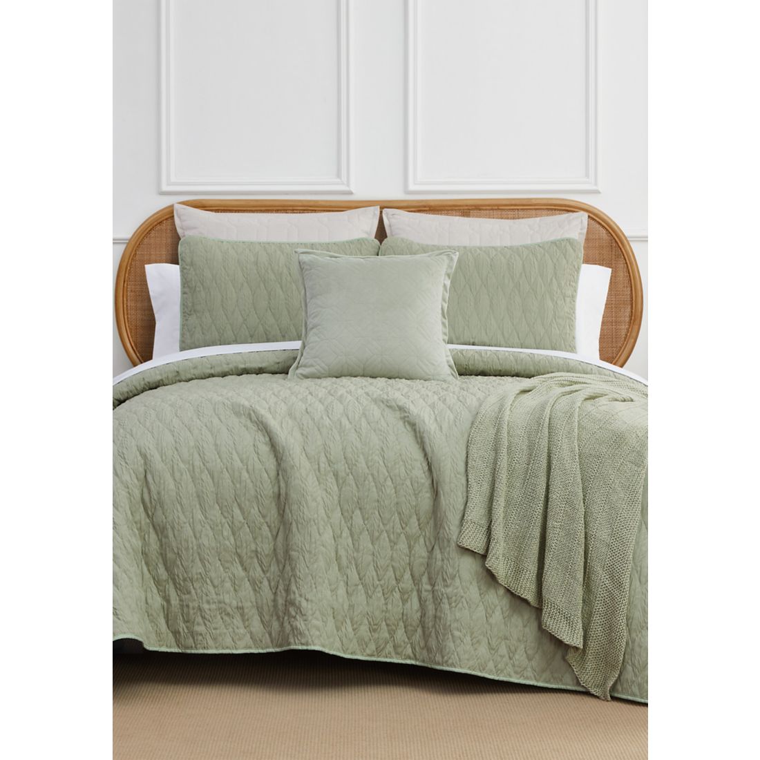 Highline Bedding Co Decorative Comforter Set