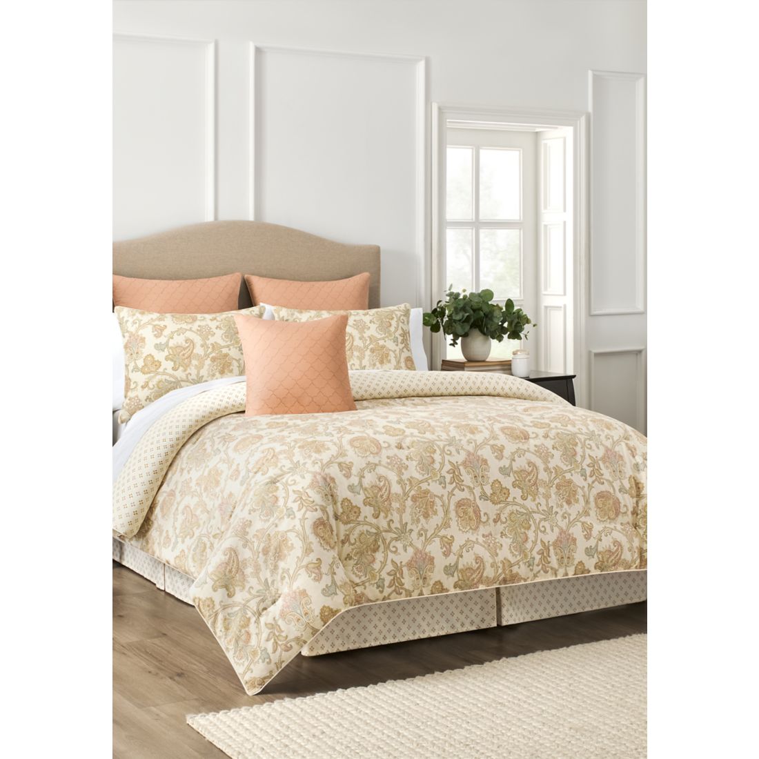 Waverly Arezzo Comforter Set
