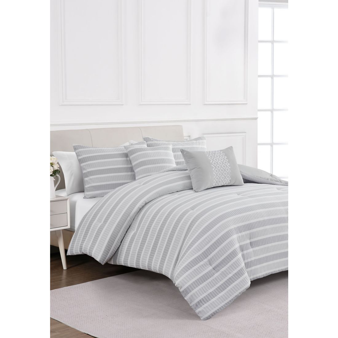 Modern. Southern. Home. Lannon Comforter Set