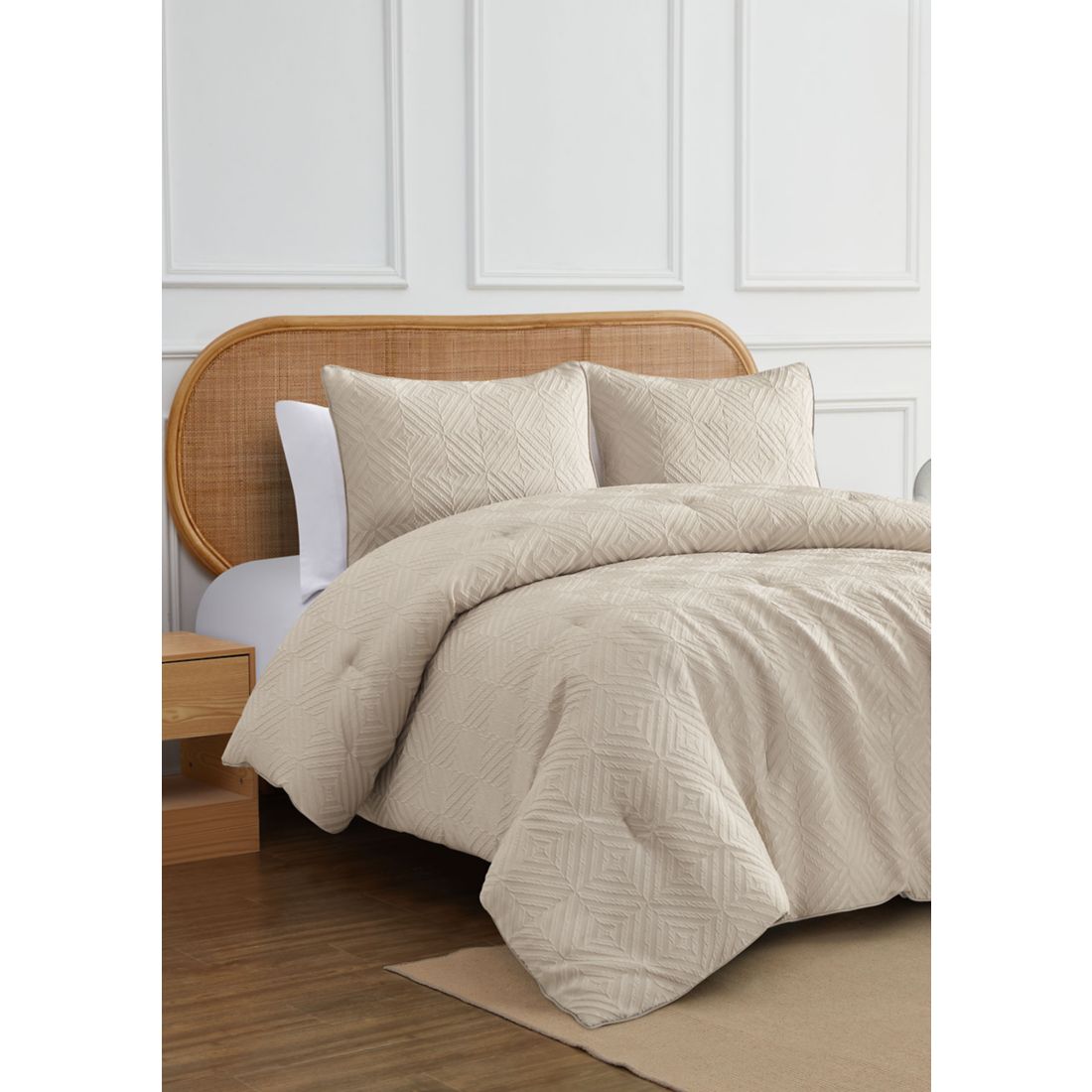 Highline Bedding Co Avignon Comforter Set